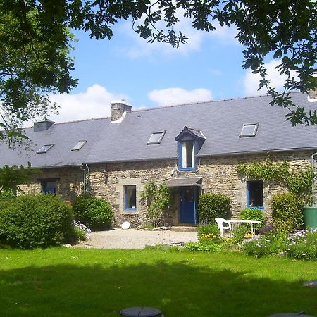 Le Boterff Gites Et Camping Saint-Mayeux Luaran gambar