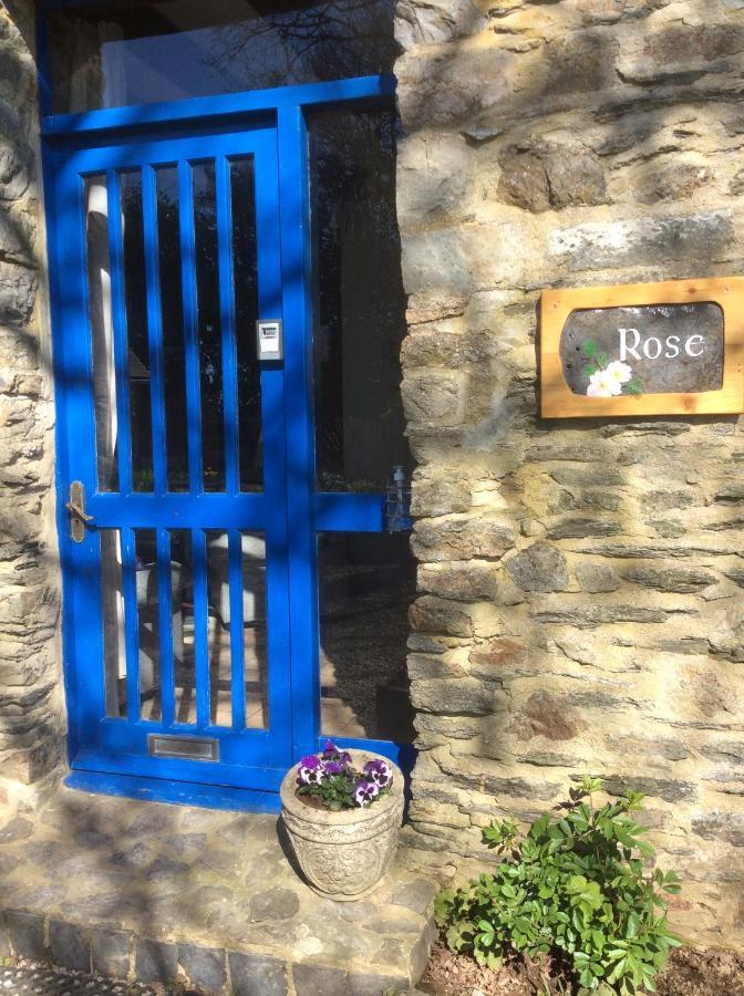 Le Boterff Gites Et Camping Saint-Mayeux Luaran gambar