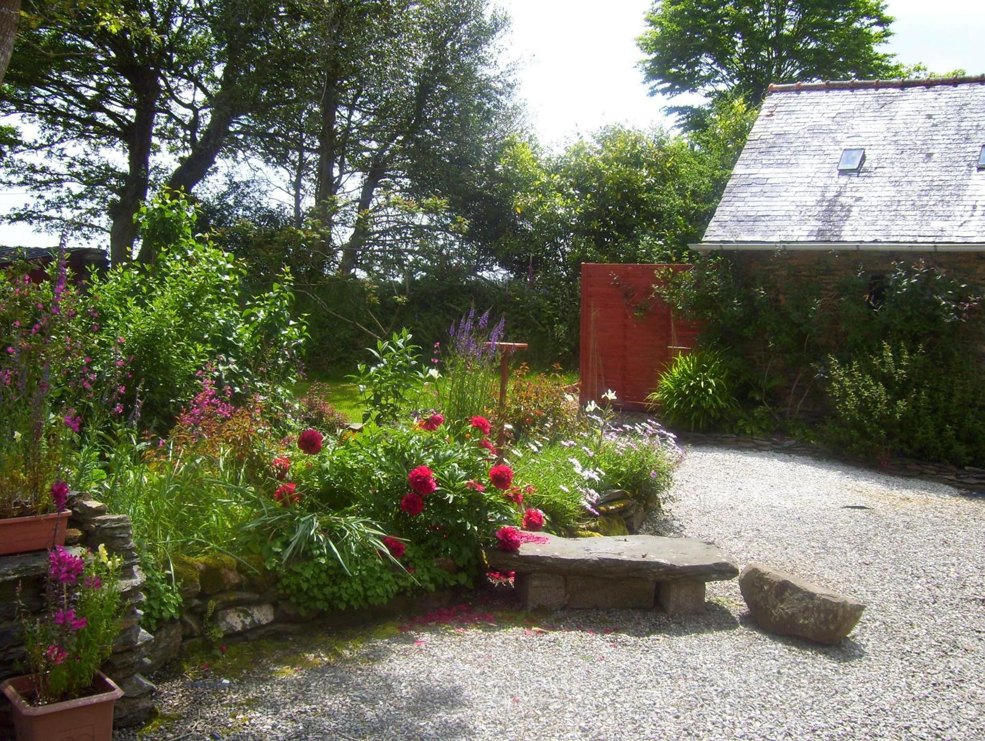 Le Boterff Gites Et Camping Saint-Mayeux Luaran gambar