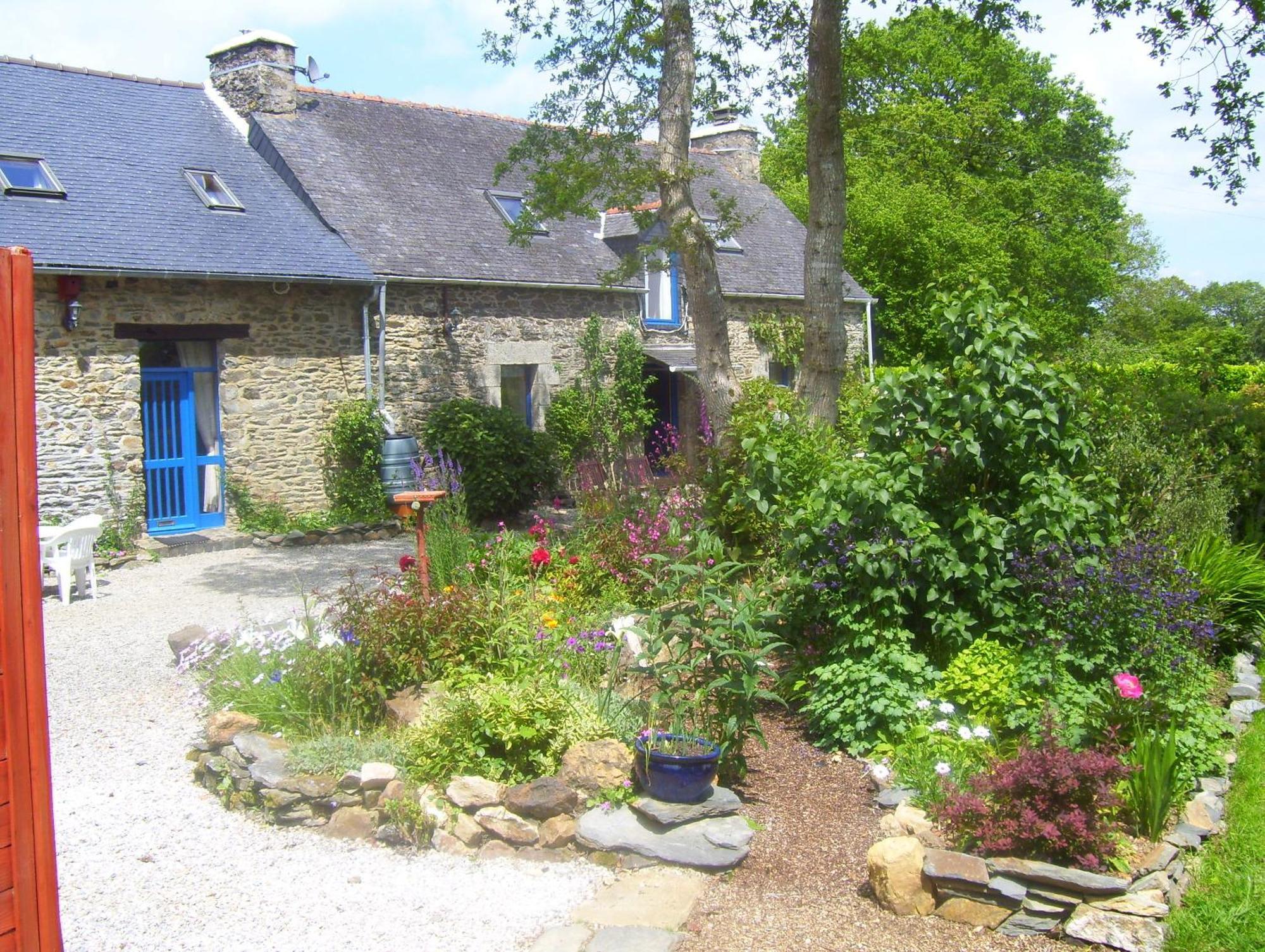 Le Boterff Gites Et Camping Saint-Mayeux Luaran gambar